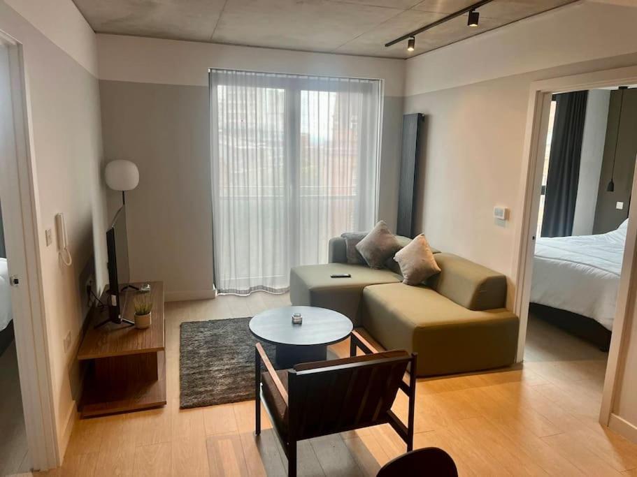 Luxury 2 Bedroom Apartment Манчестер Екстер'єр фото